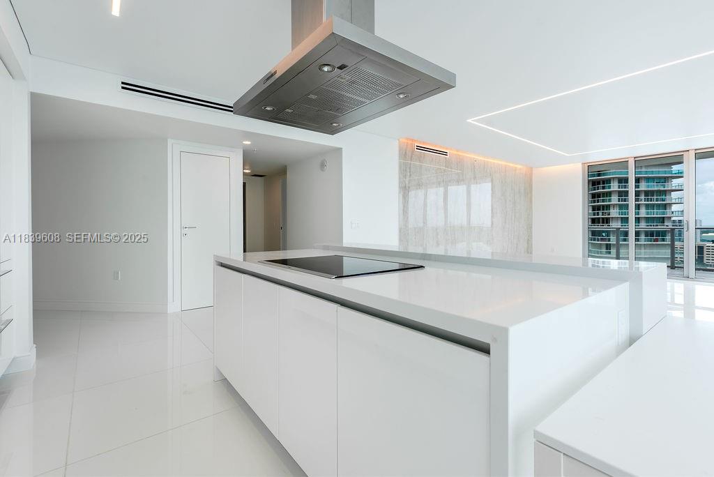 300 Sunny Isles Boulevard