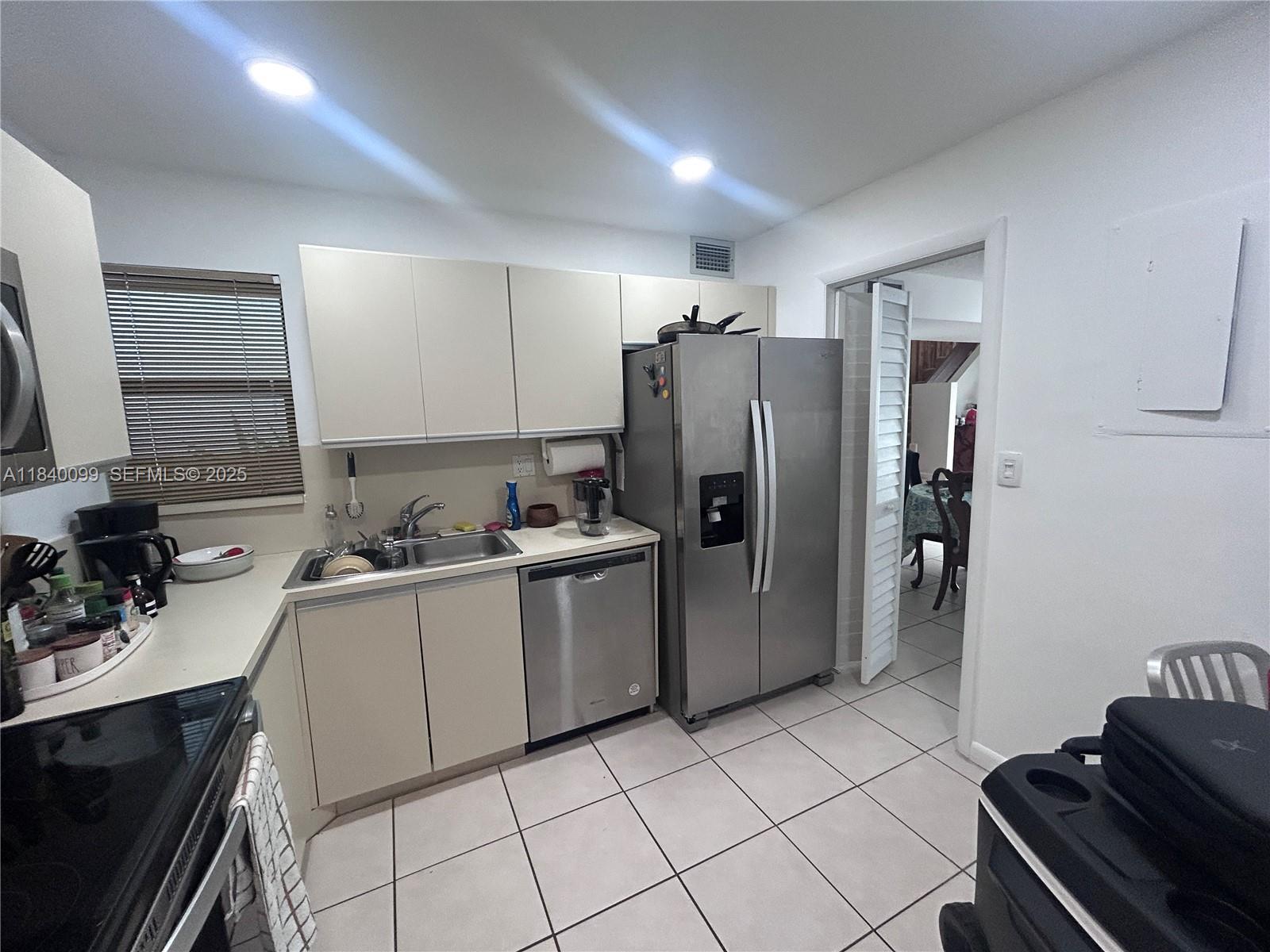 324 Poinciana Drive