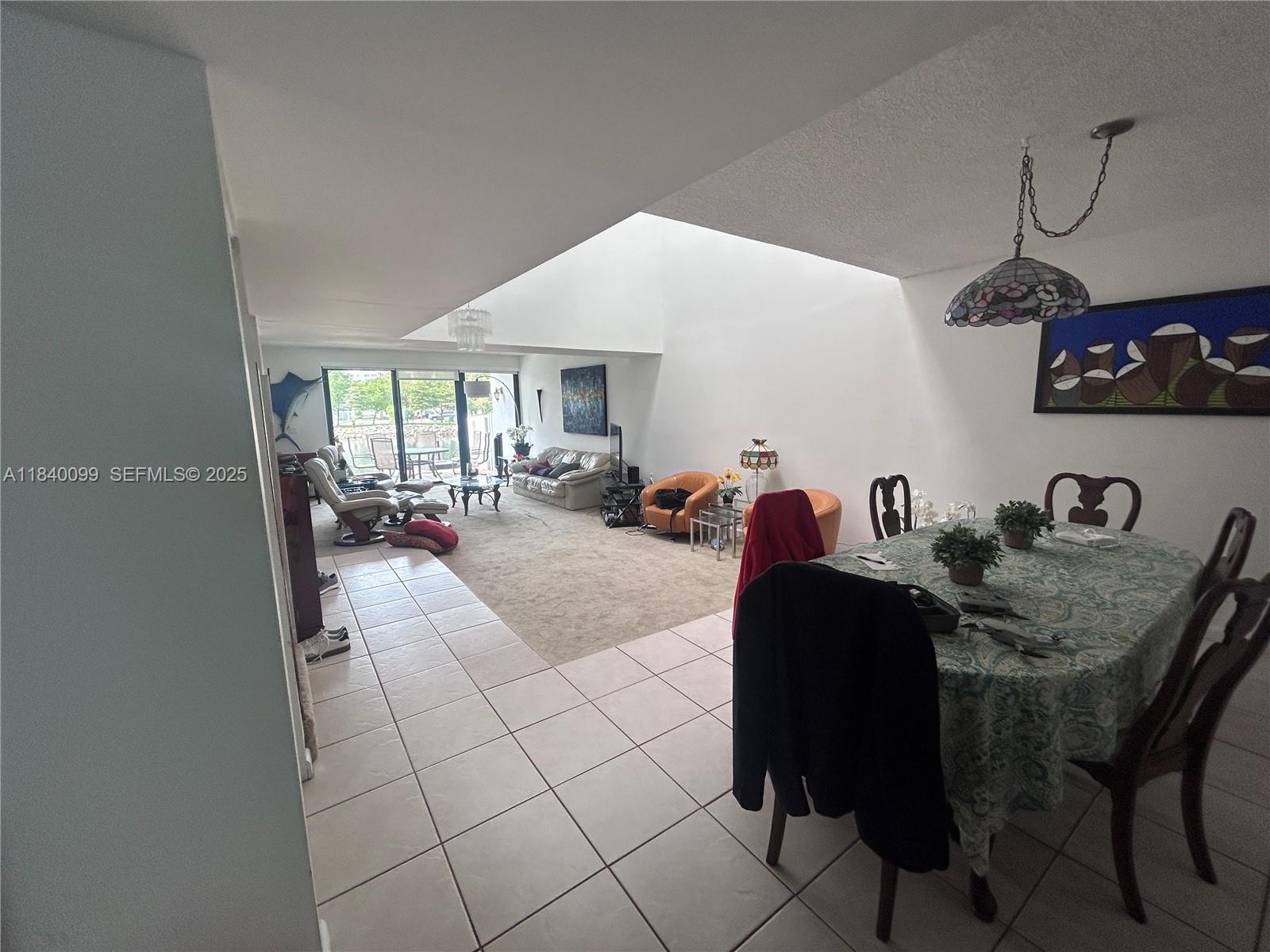 324 Poinciana Drive