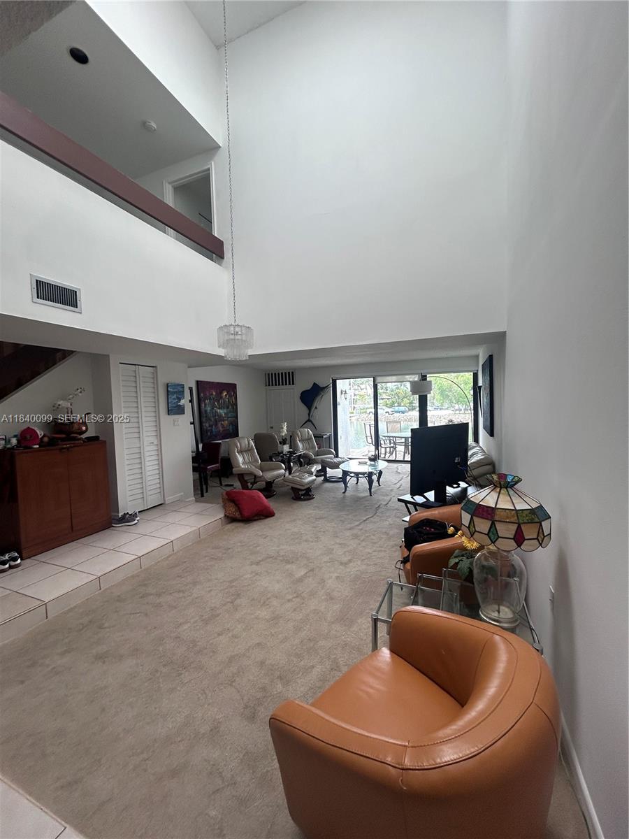 324 Poinciana Drive