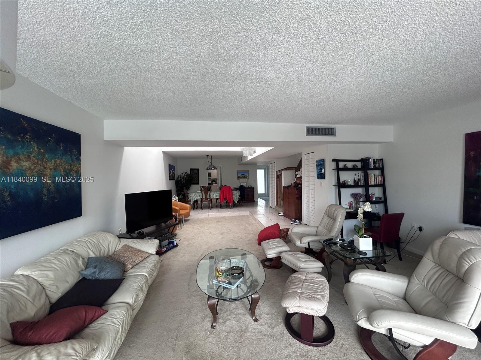 324 Poinciana Drive