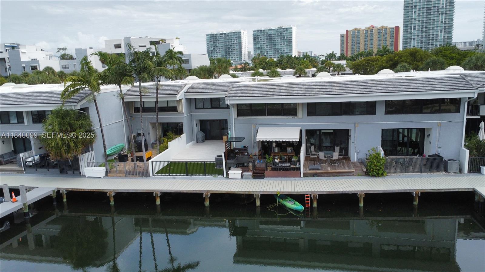 324 Poinciana Drive