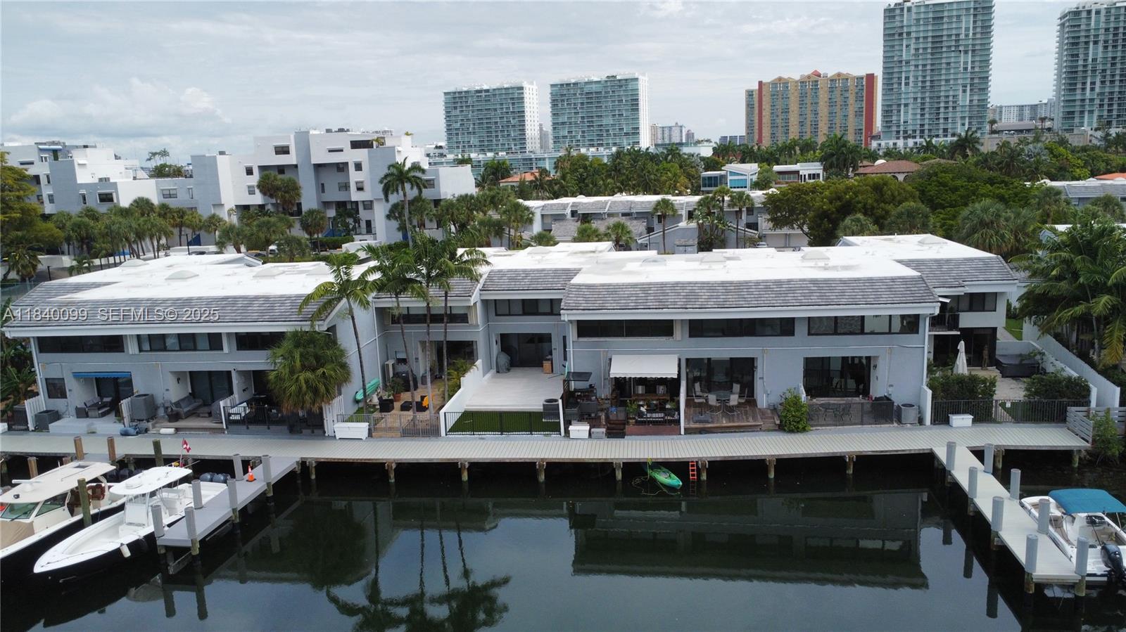 324 Poinciana Drive