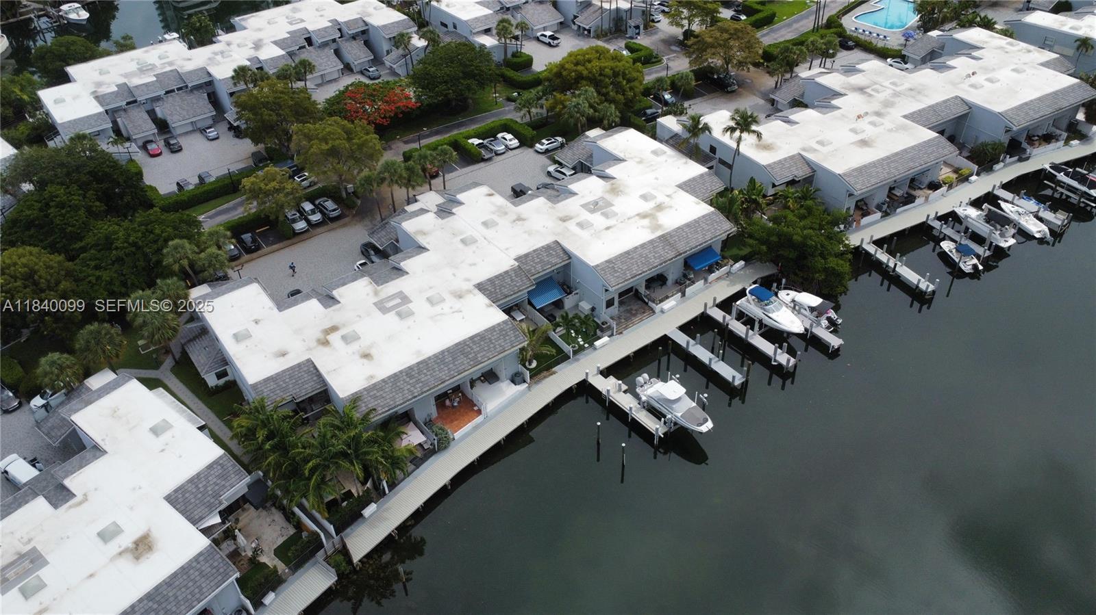 324 Poinciana Drive