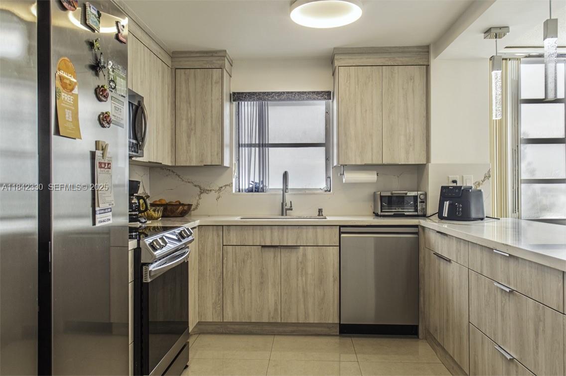 2780 NE 183rd Street
