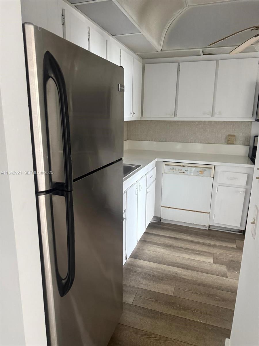 2025 NE 164th Street