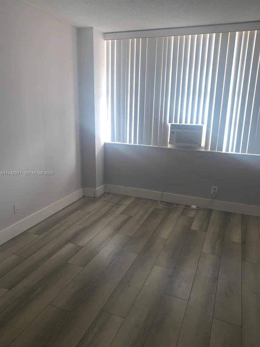 2025 NE 164th Street