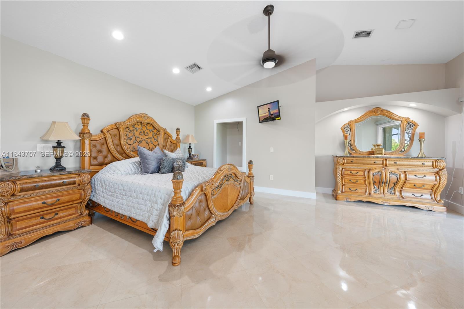 9621 W Calusa Club Drive