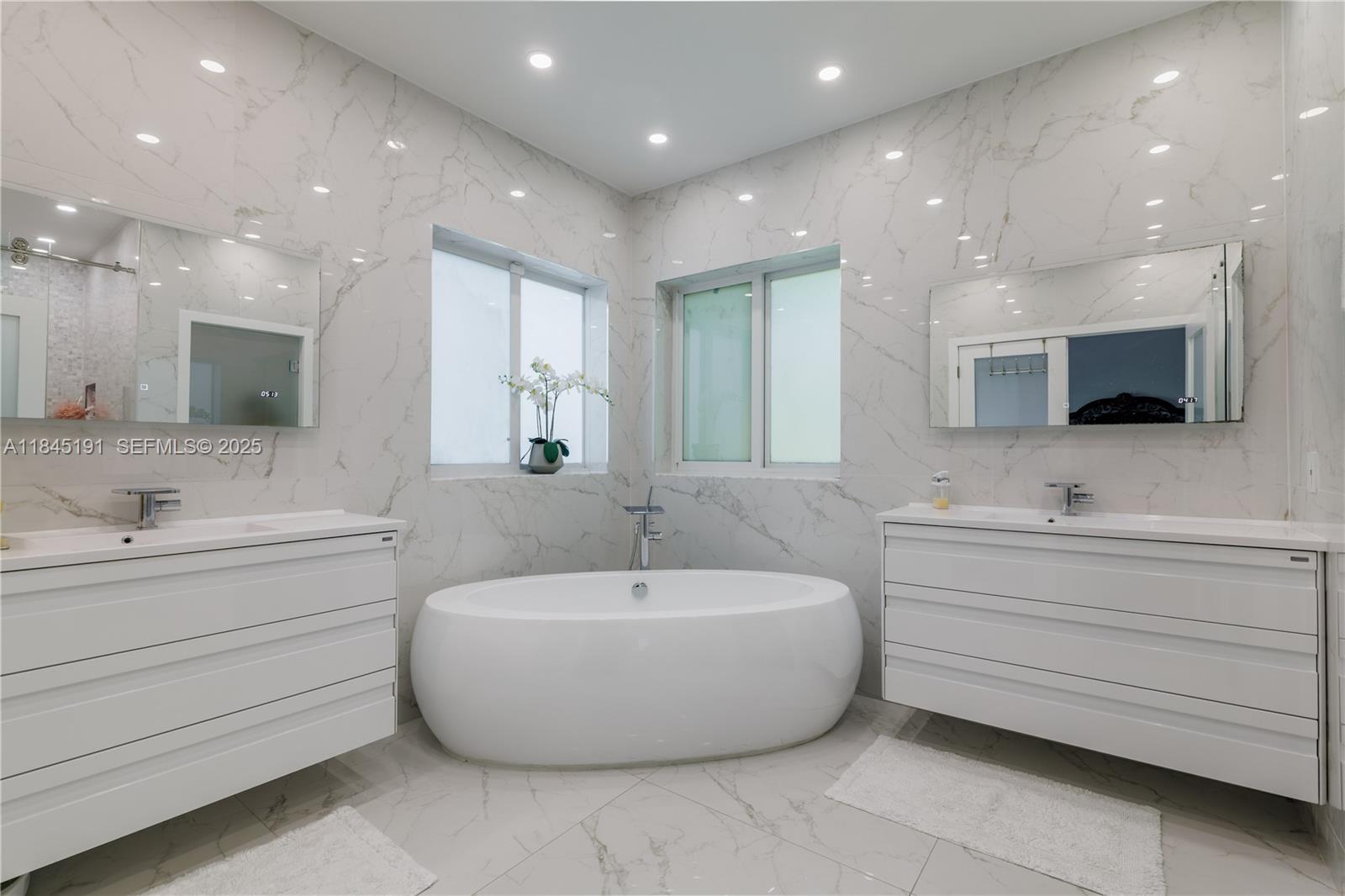 13731 SW 136th Place