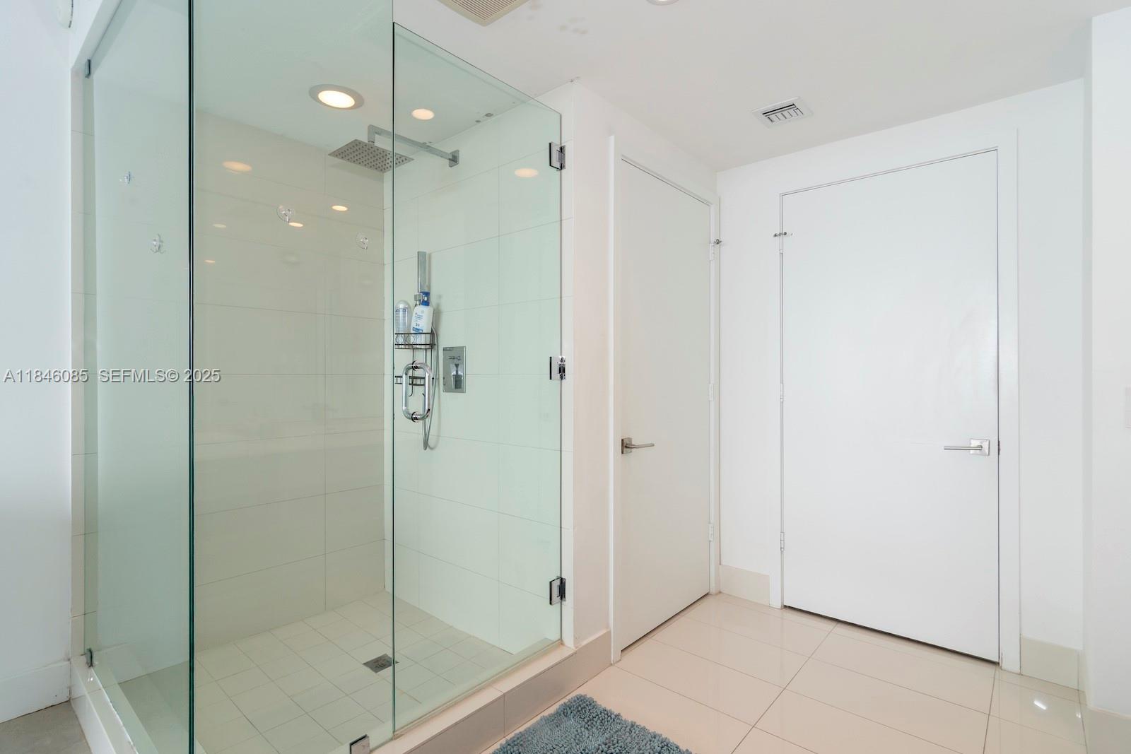650 NE 32nd Street