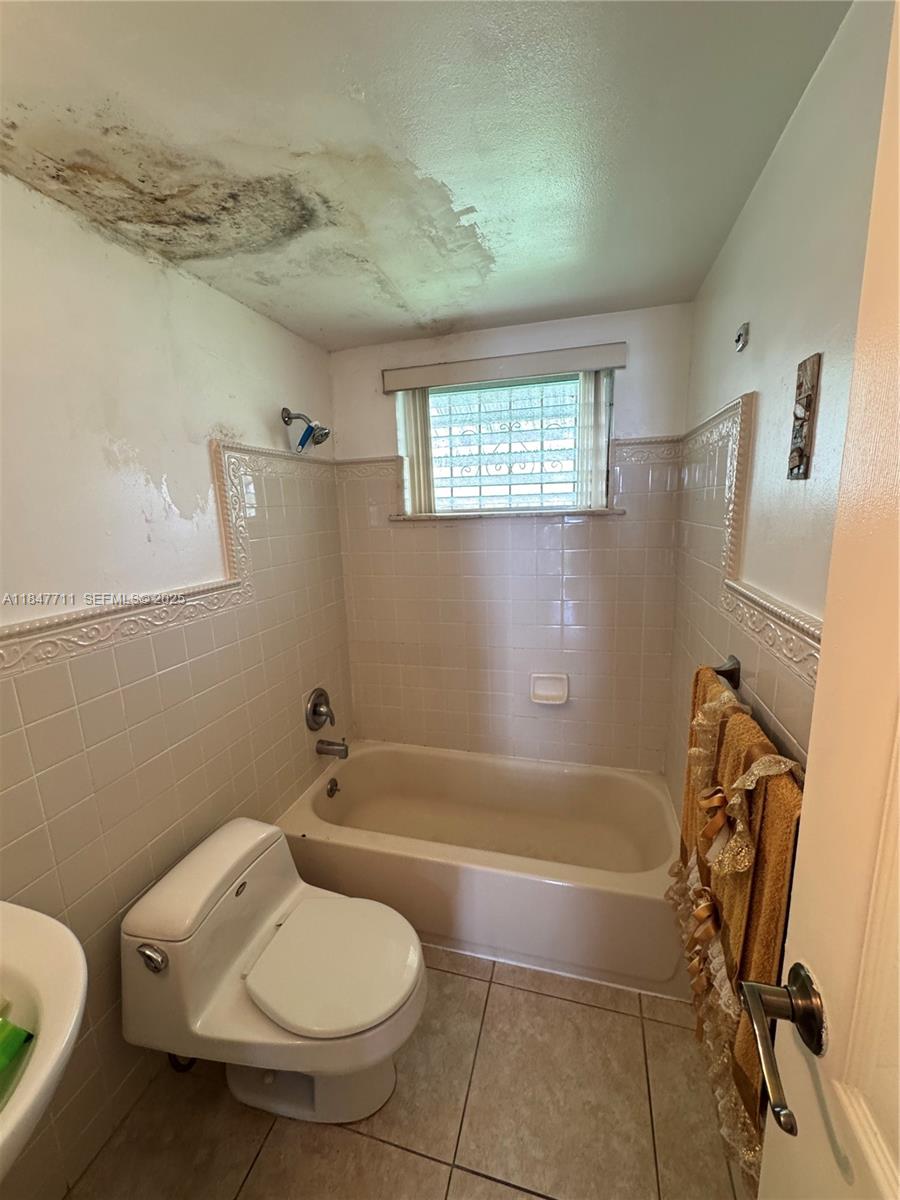 71 NW 76th Street