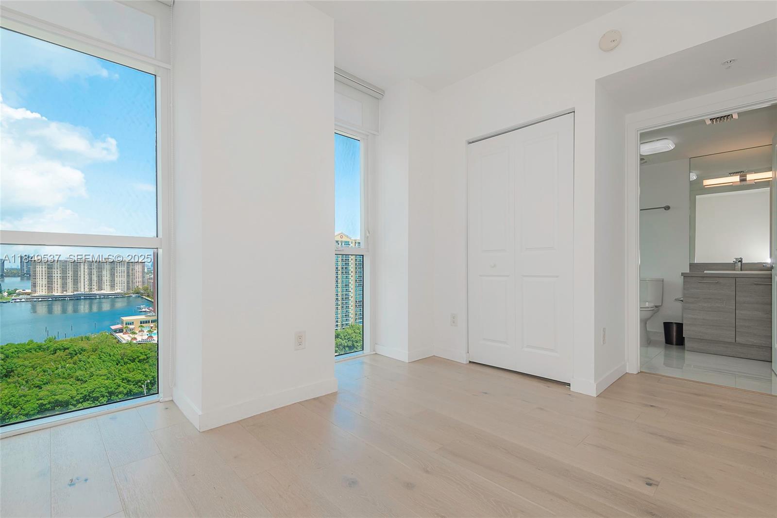 400 Sunny Isles Boulevard