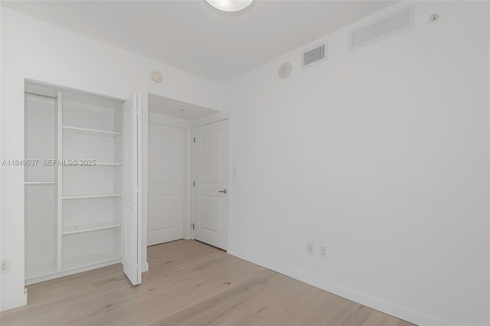 400 Sunny Isles Boulevard