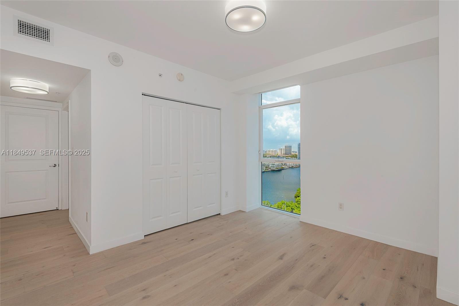 400 Sunny Isles Boulevard