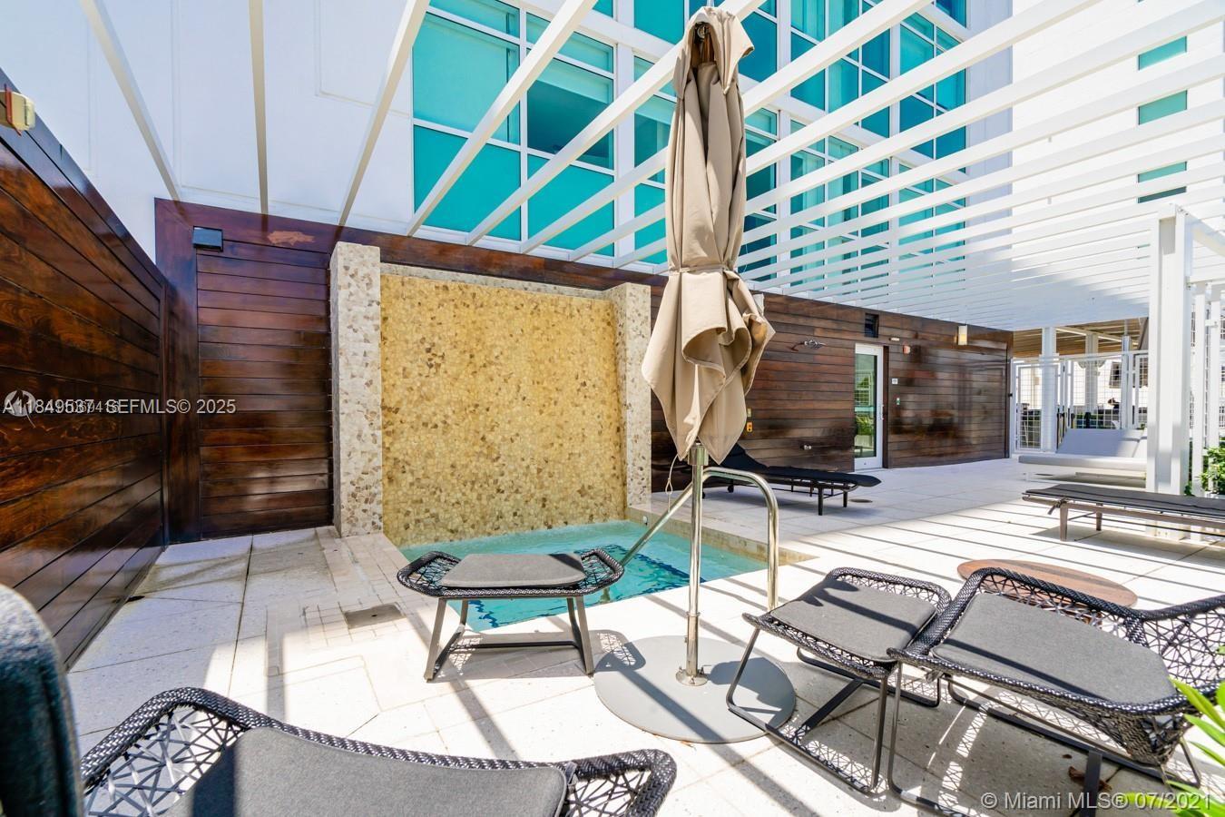 400 Sunny Isles Boulevard