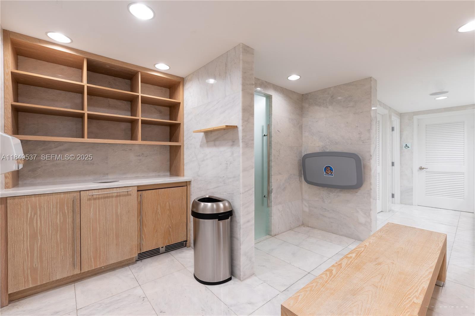 400 Sunny Isles Boulevard