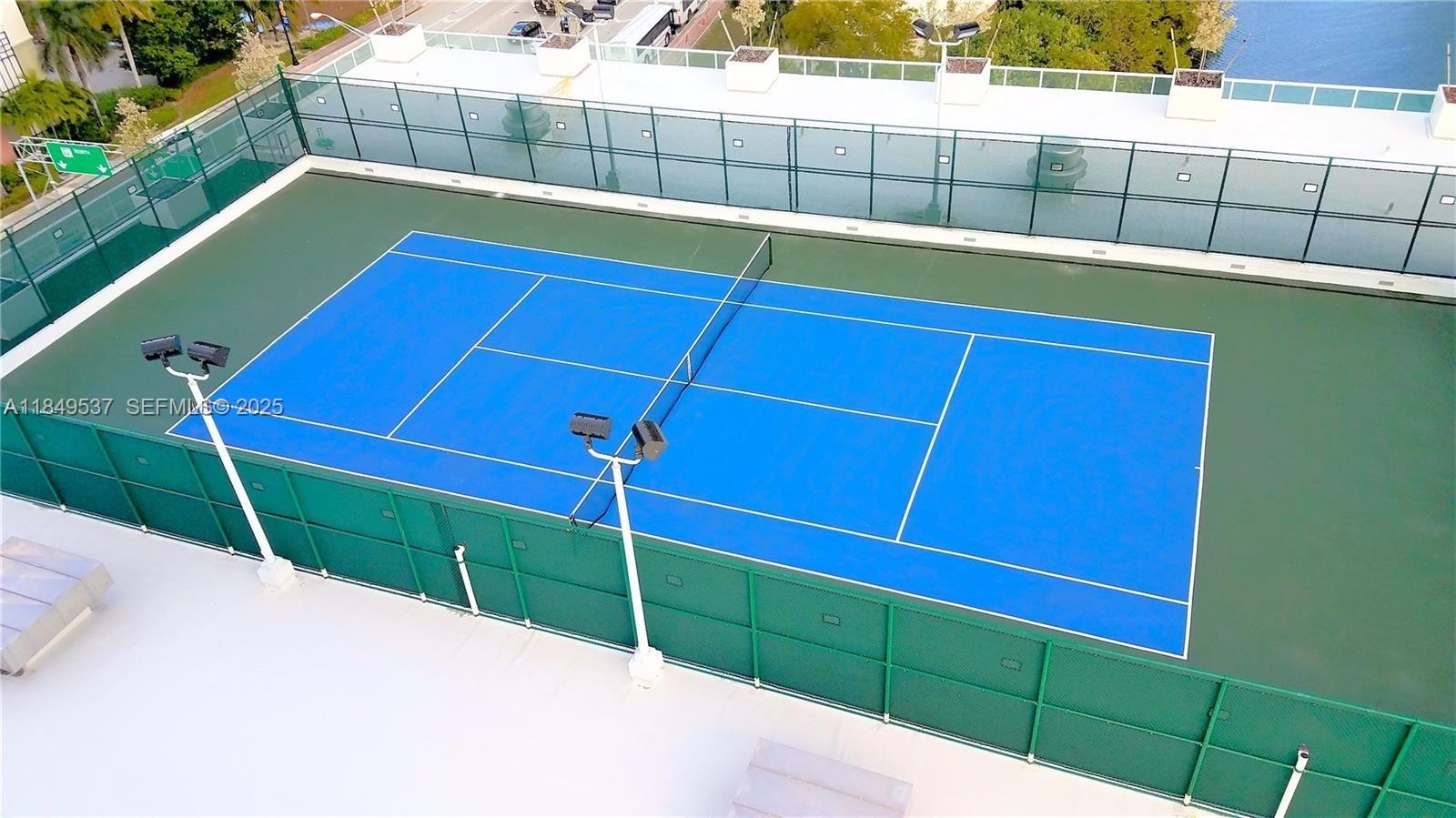 400 Sunny Isles Boulevard