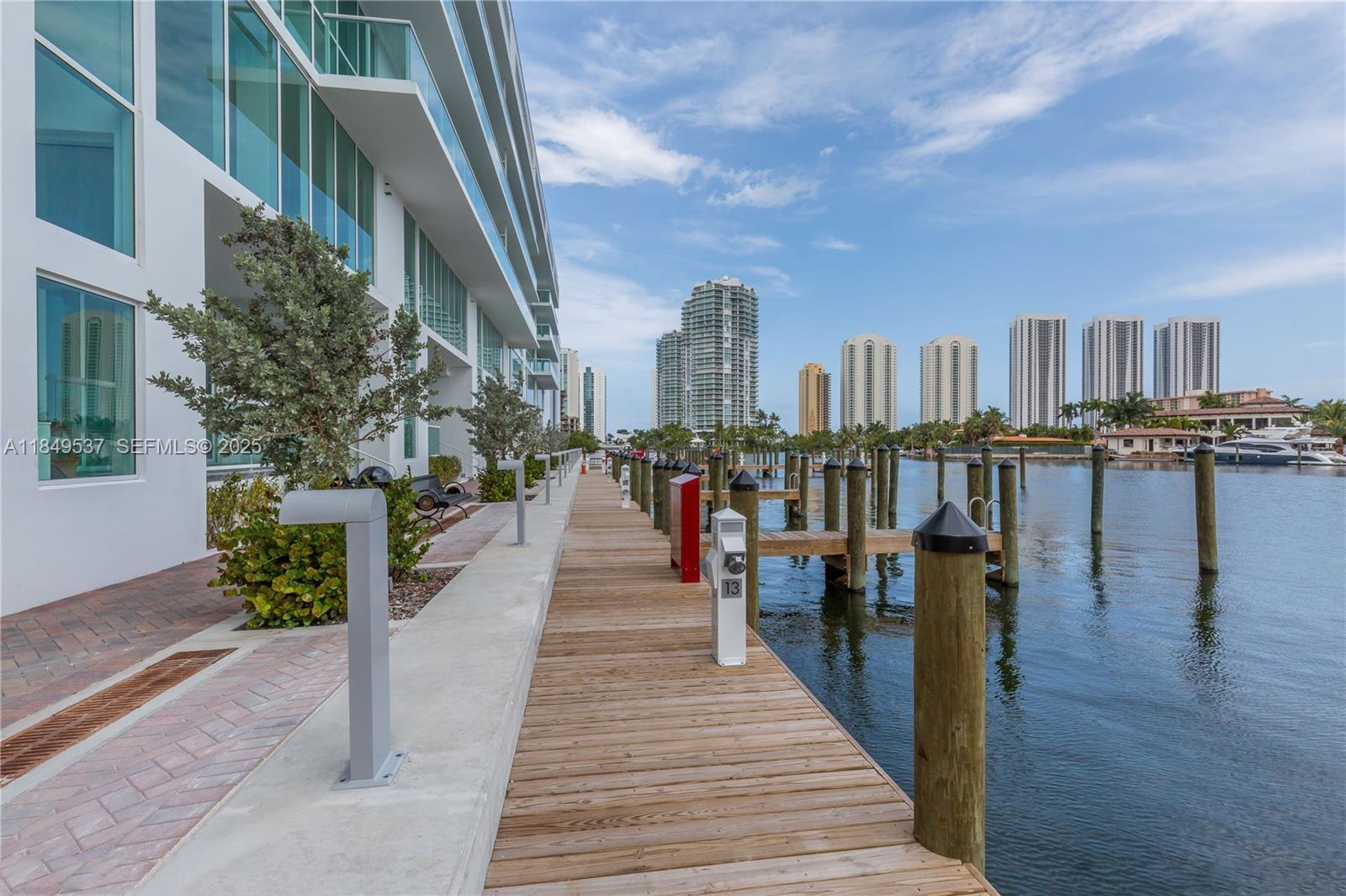 400 Sunny Isles Boulevard