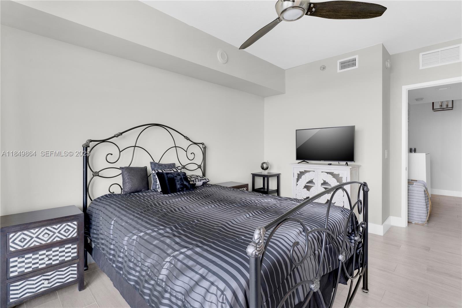 185 SW 7th Street