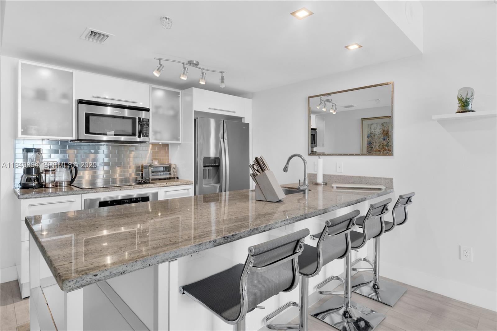 185 SW 7th Street