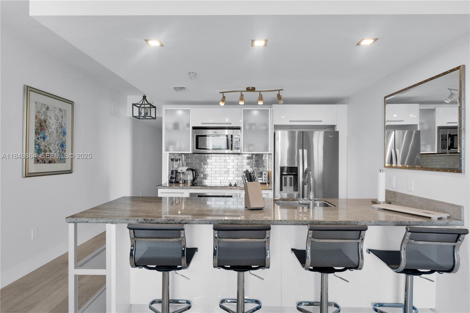 185 SW 7th Street
