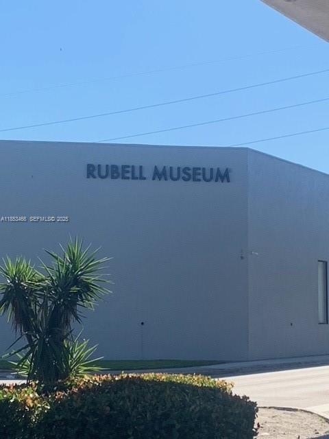 1395 NW 22nd Street