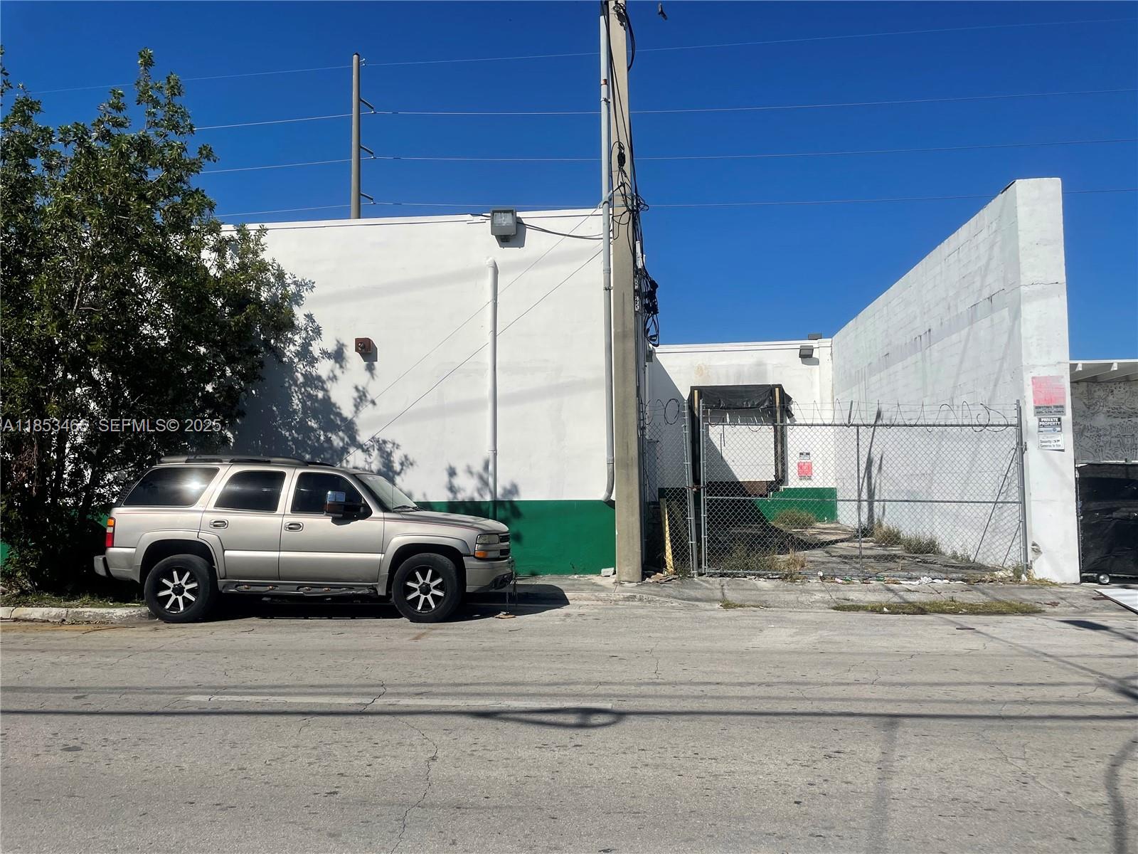 1395 NW 22nd Street