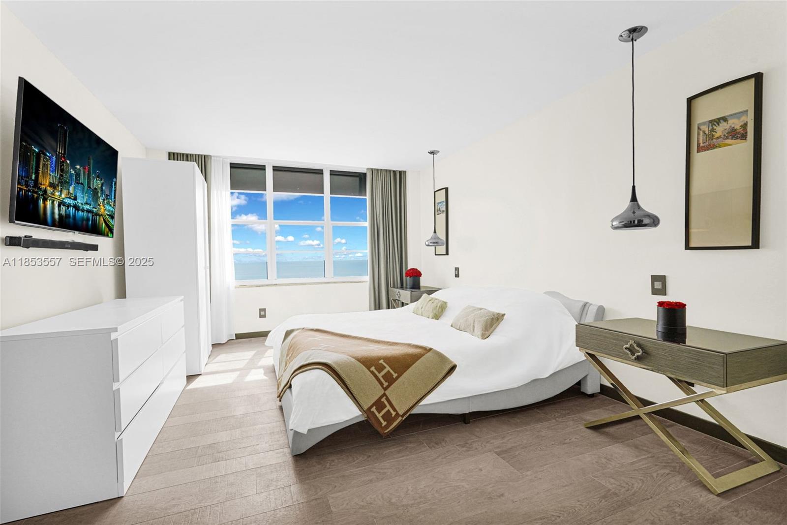 5151 Collins Avenue gallery image #16