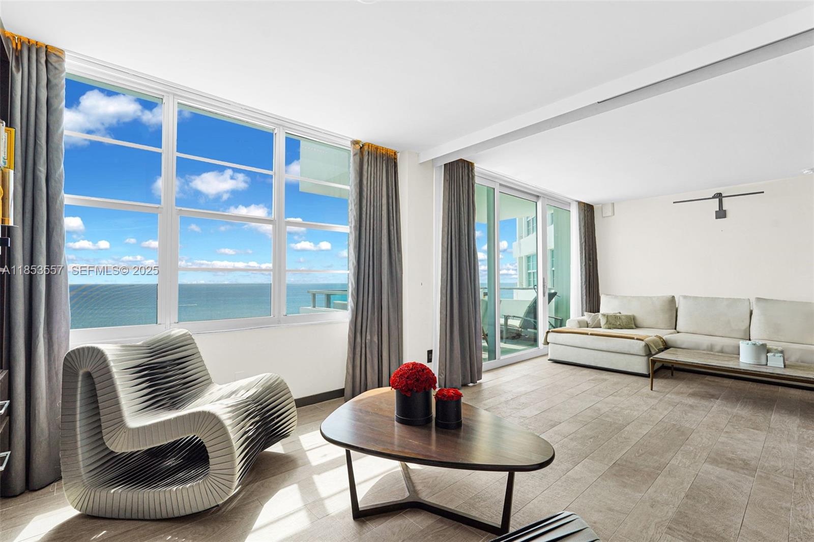 5151 Collins Avenue gallery image #4