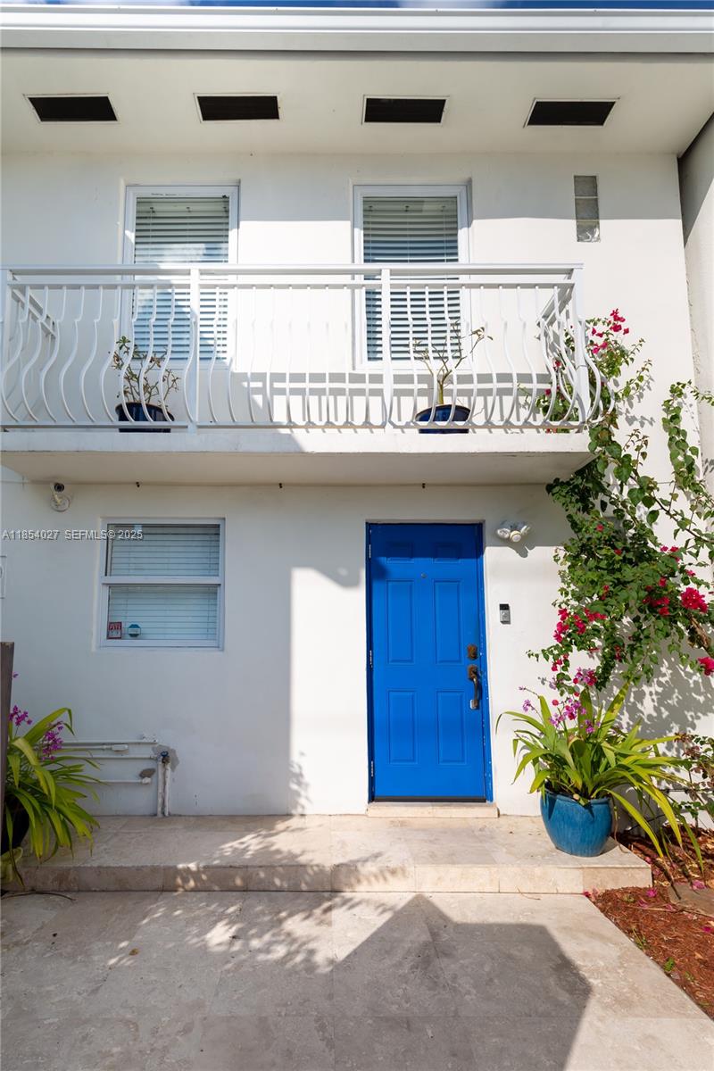 2035 NE 123rd Street