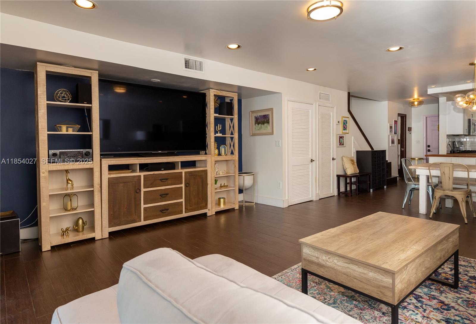 2035 NE 123rd Street