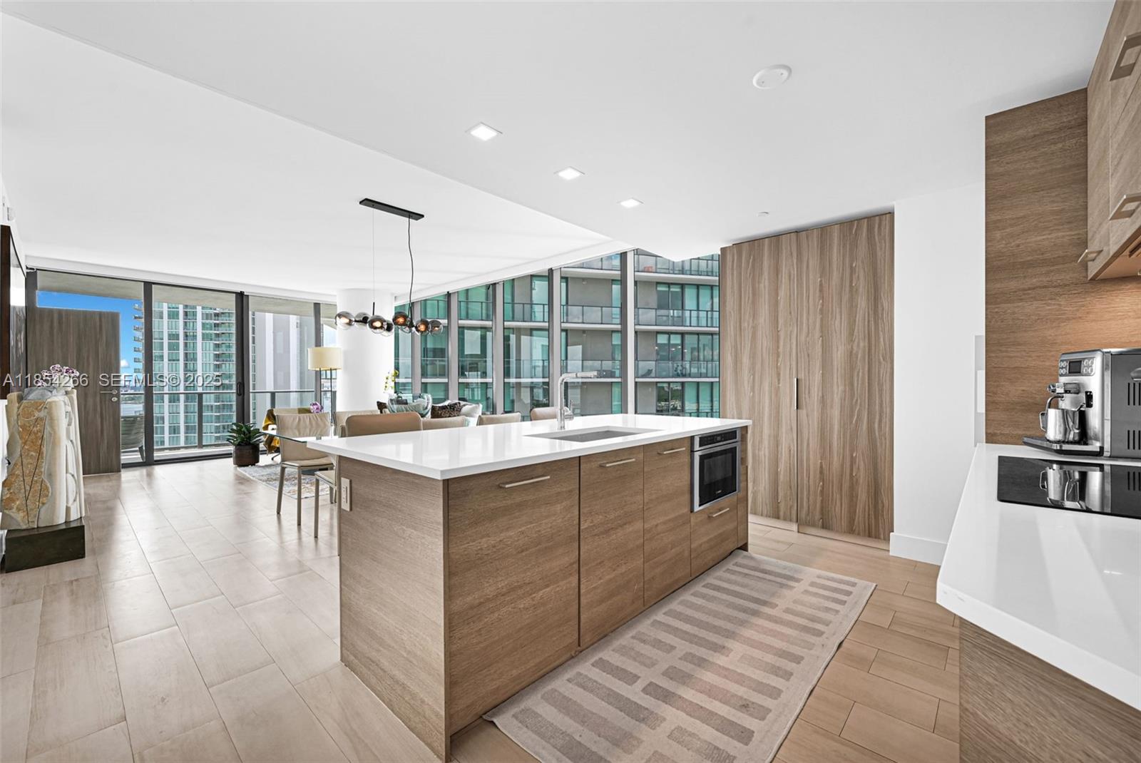 650 NE 32nd Street