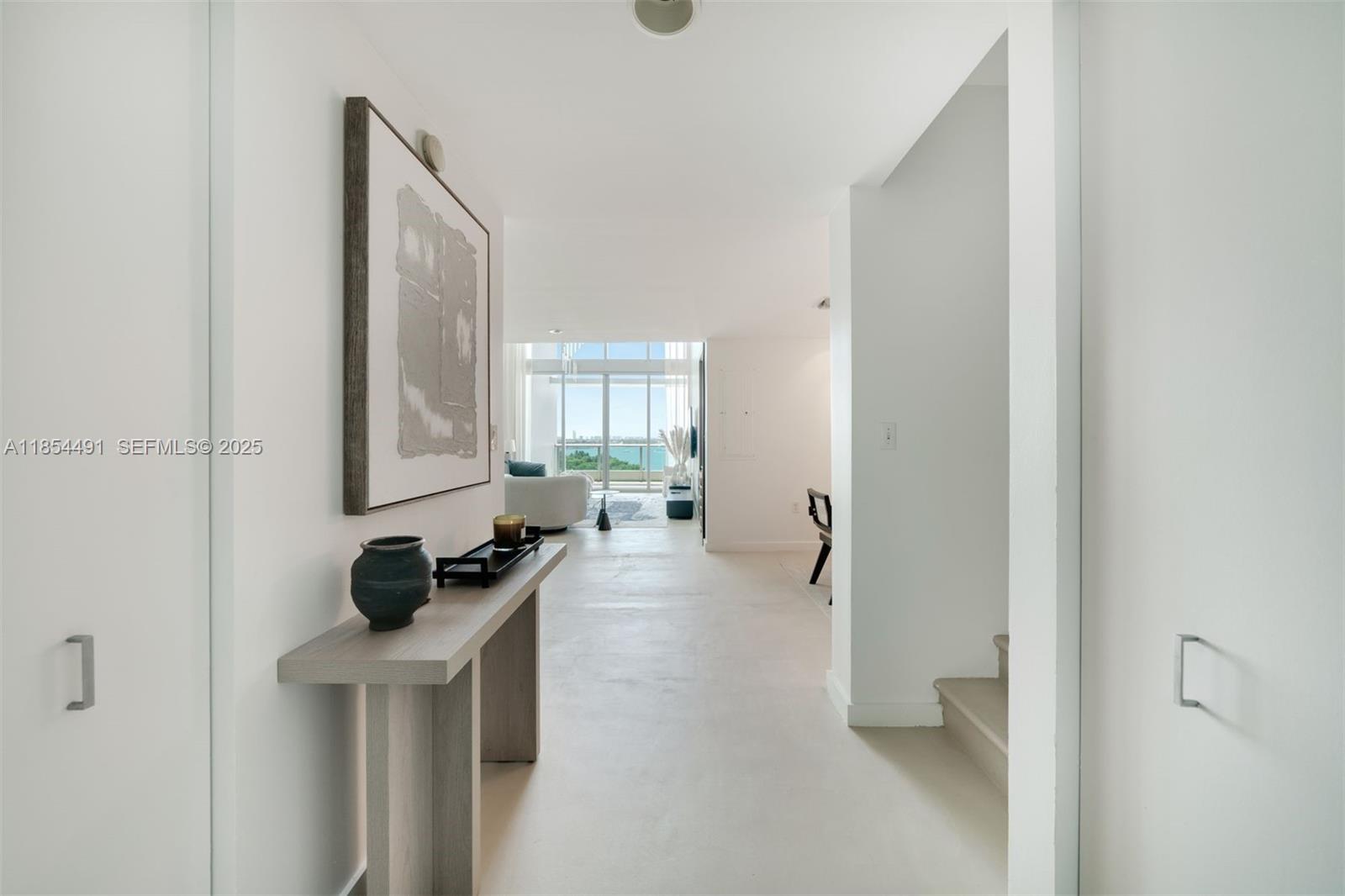 900 Biscayne Boulevard gallery image #1