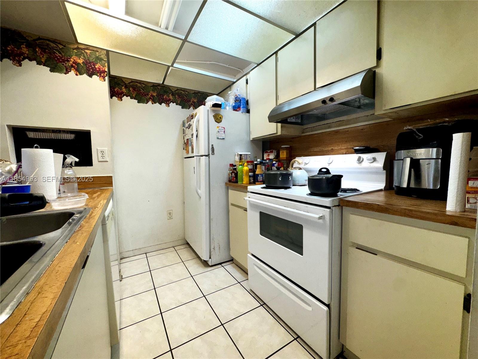 7165 NW 186th Street