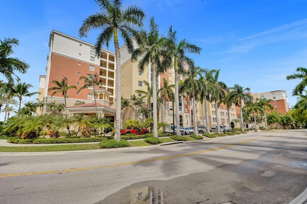 17100 N Bay Road