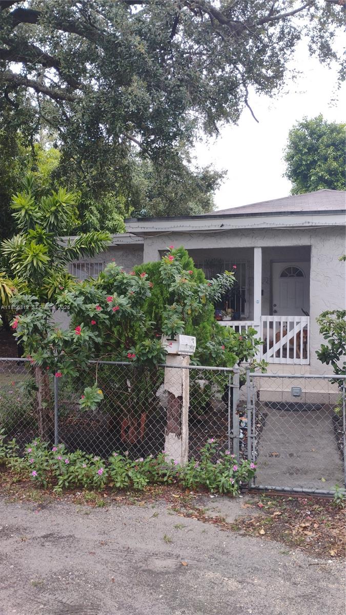7312 NW 17th Court
