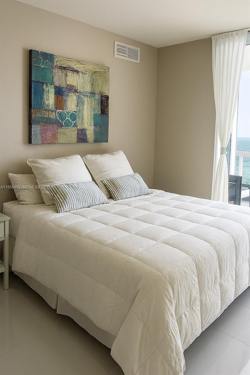250 Sunny Isles Boulevard