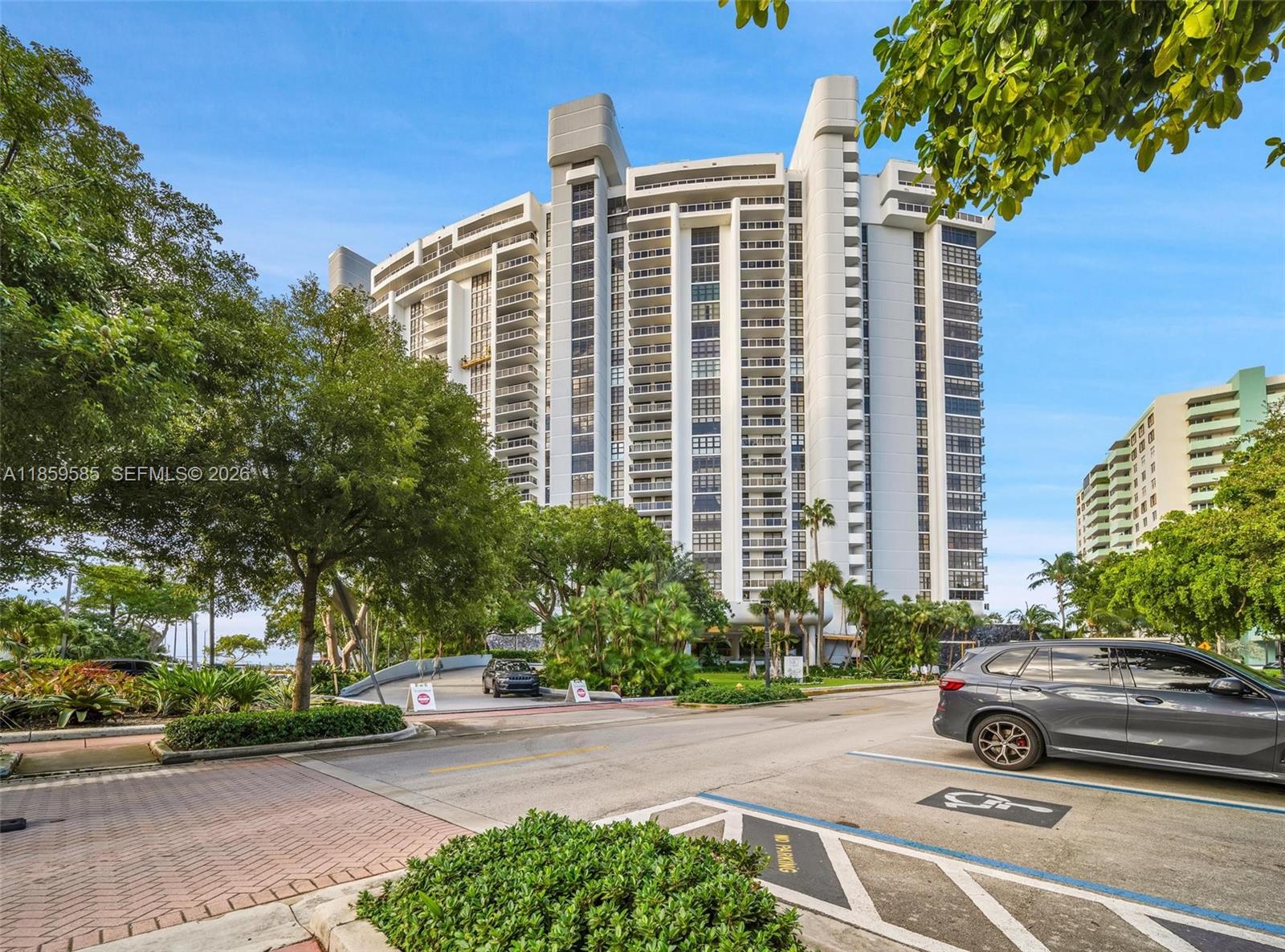 9 Island Avenue