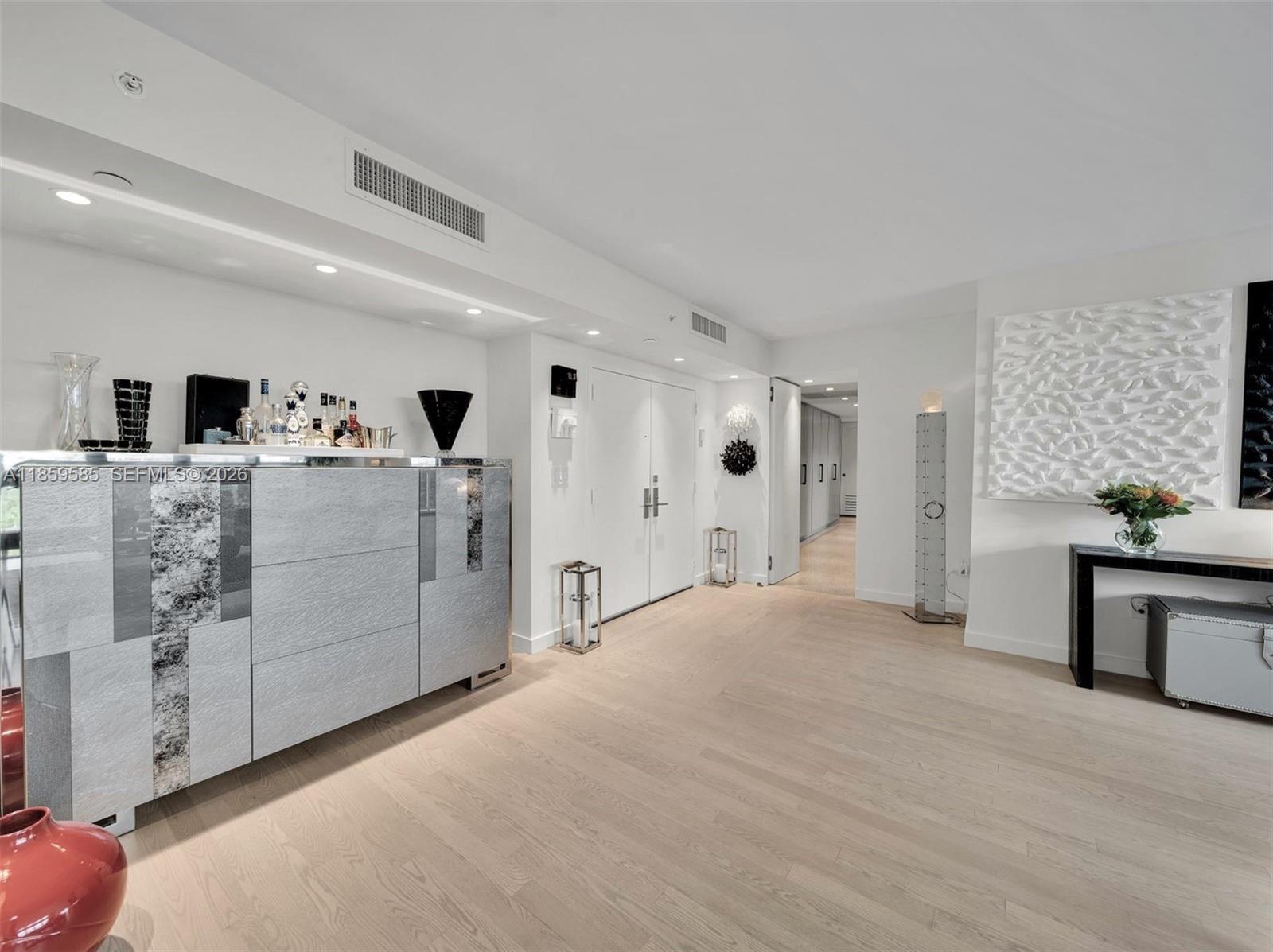 9 Island Avenue