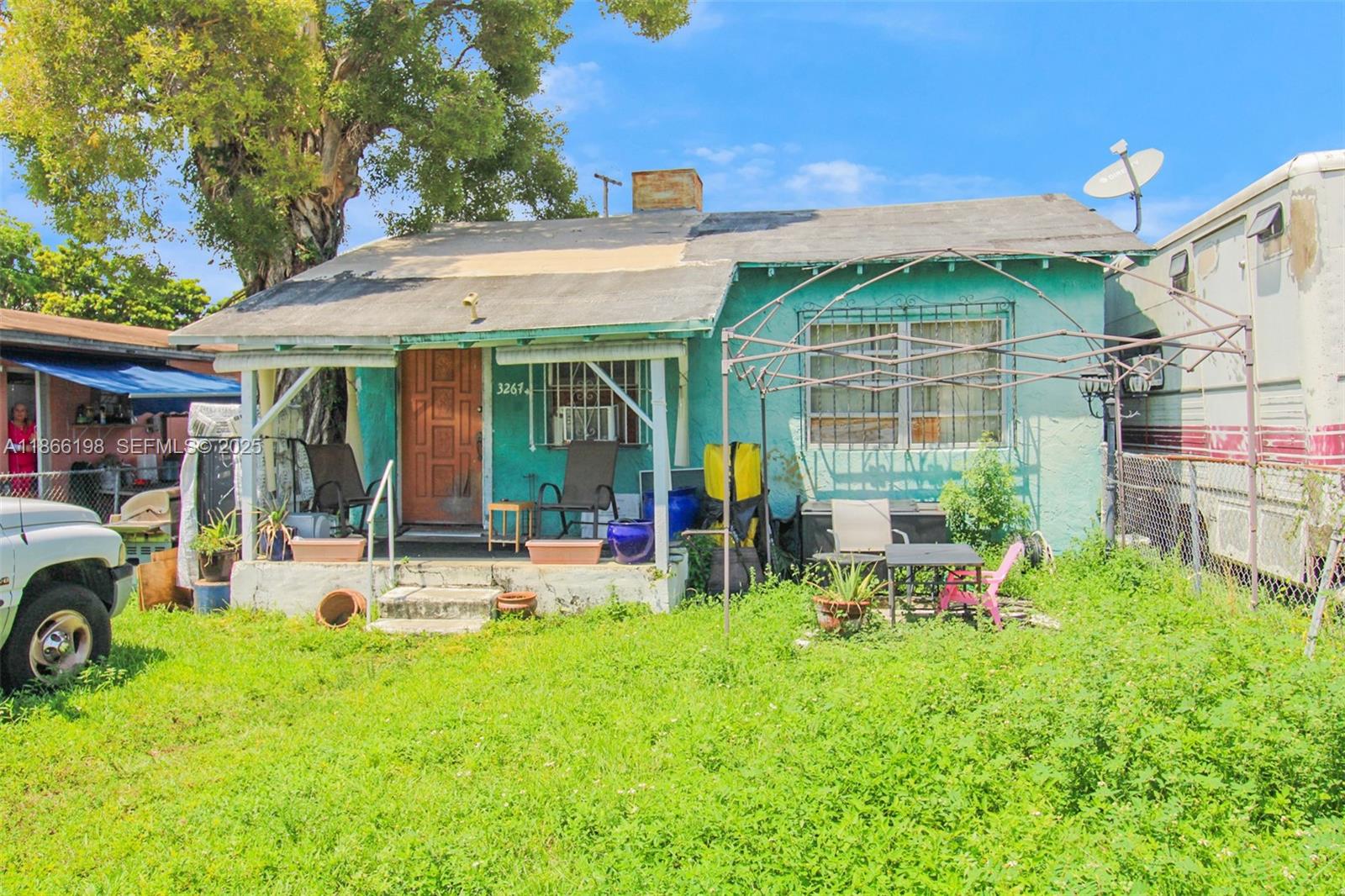 3288 NW 36th Street