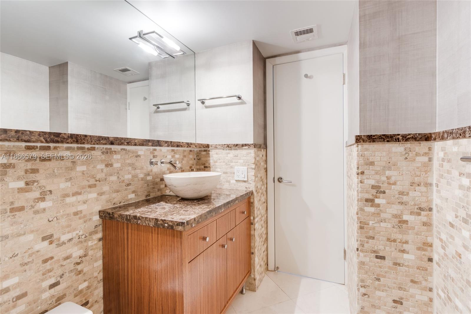 4000 Towerside Terrace