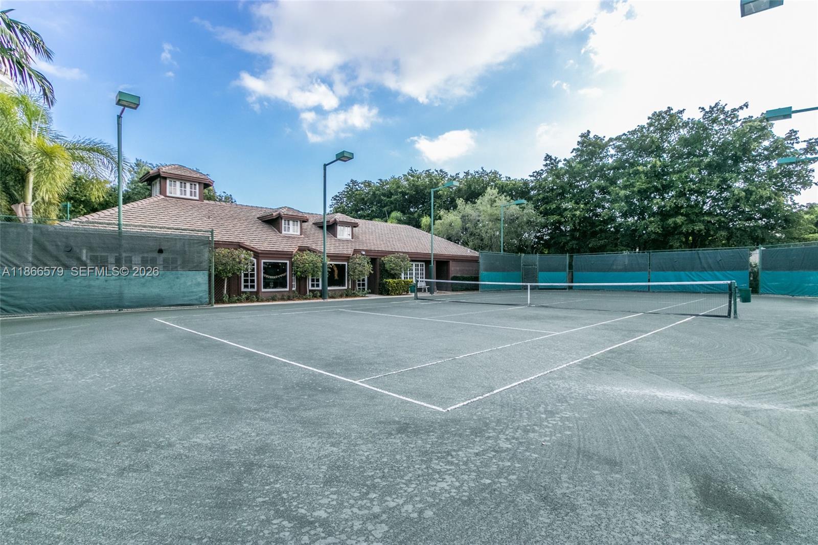 4000 Towerside Terrace