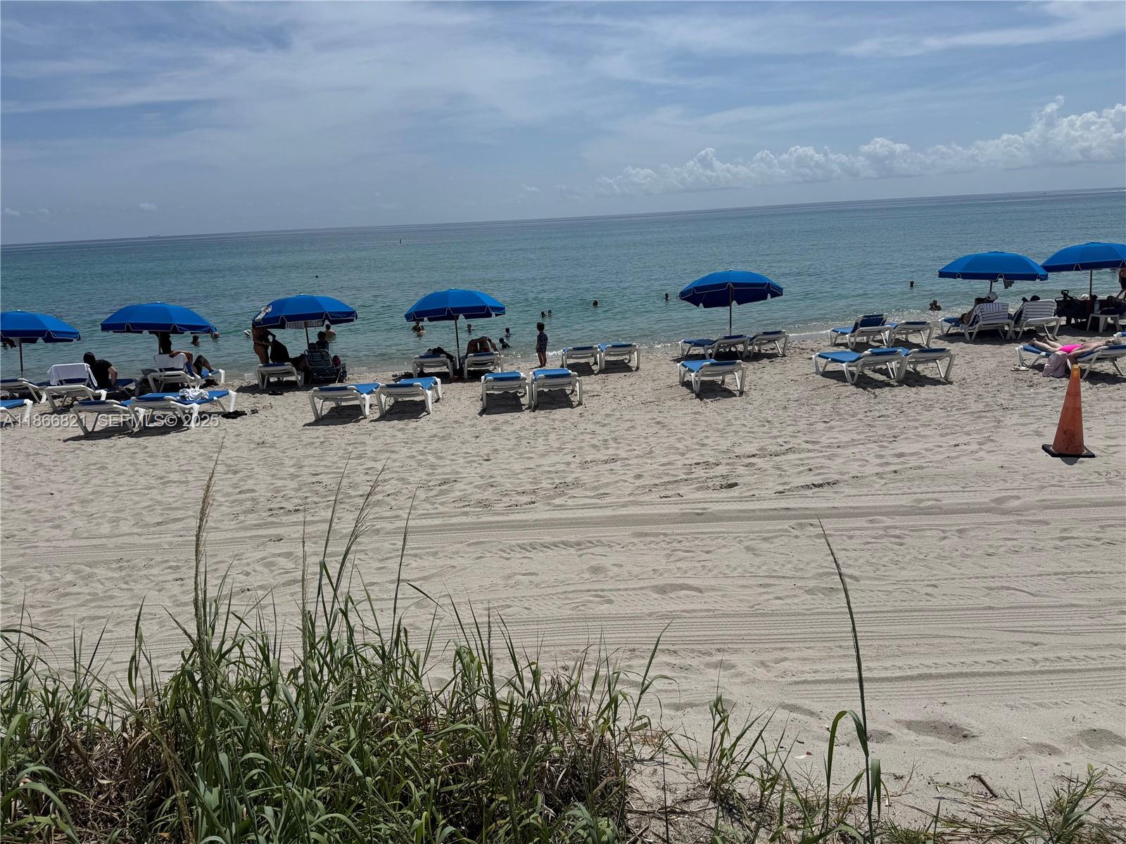 19201 Collins Avenue