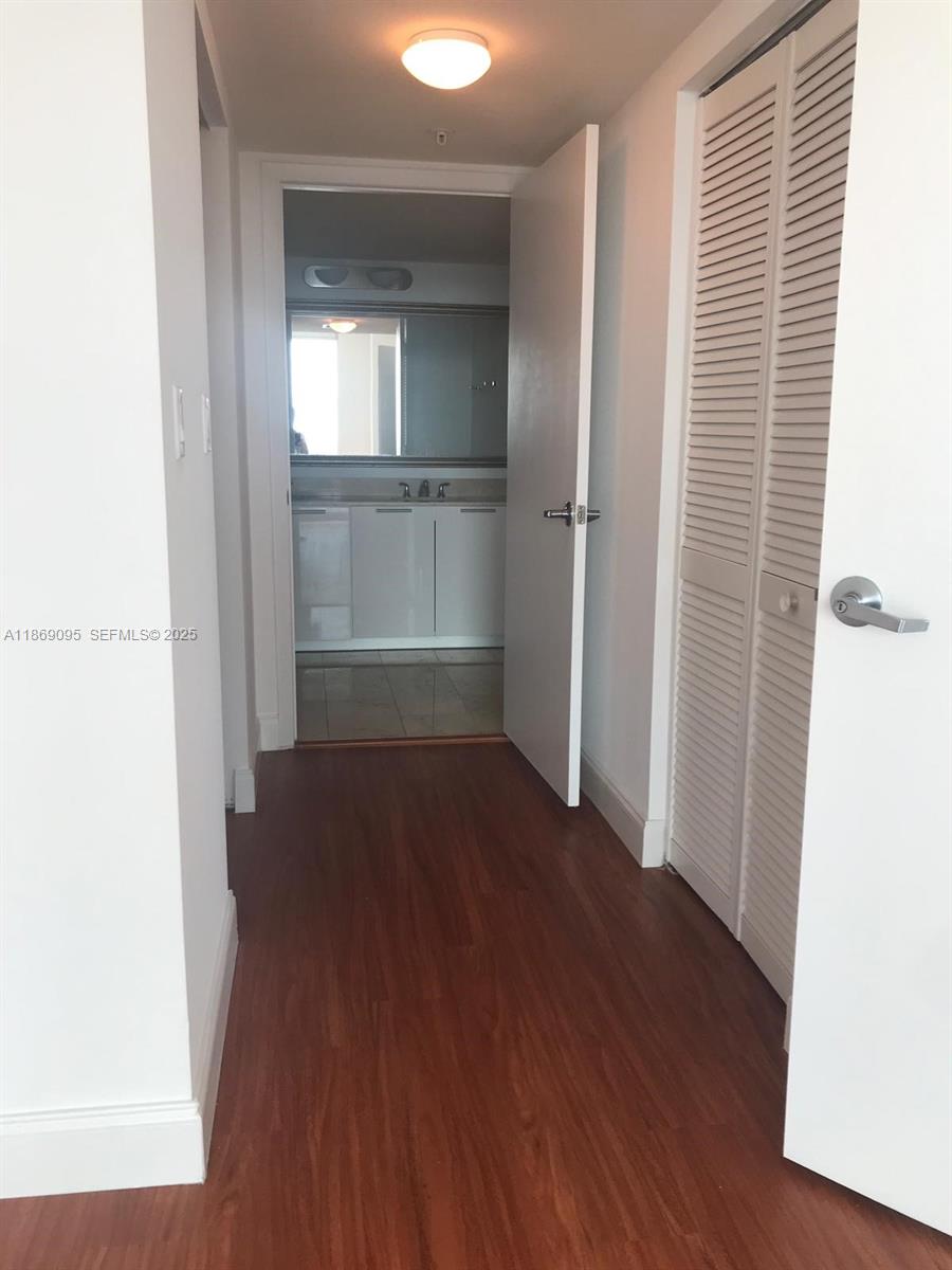 1800 N Bayshore Drive