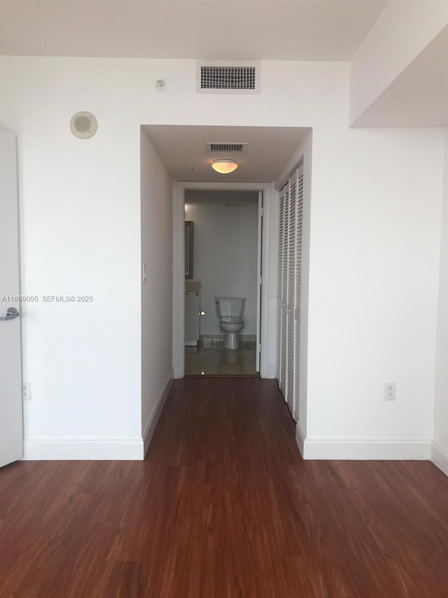 1800 N Bayshore Drive
