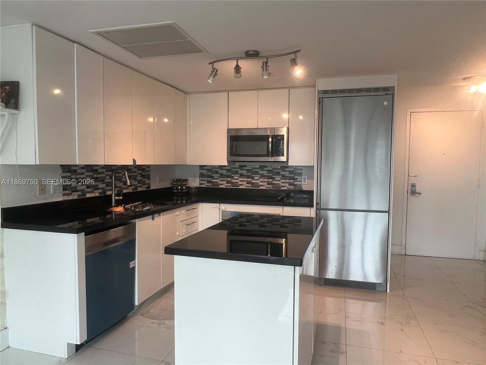 92 SW 3rd Street
