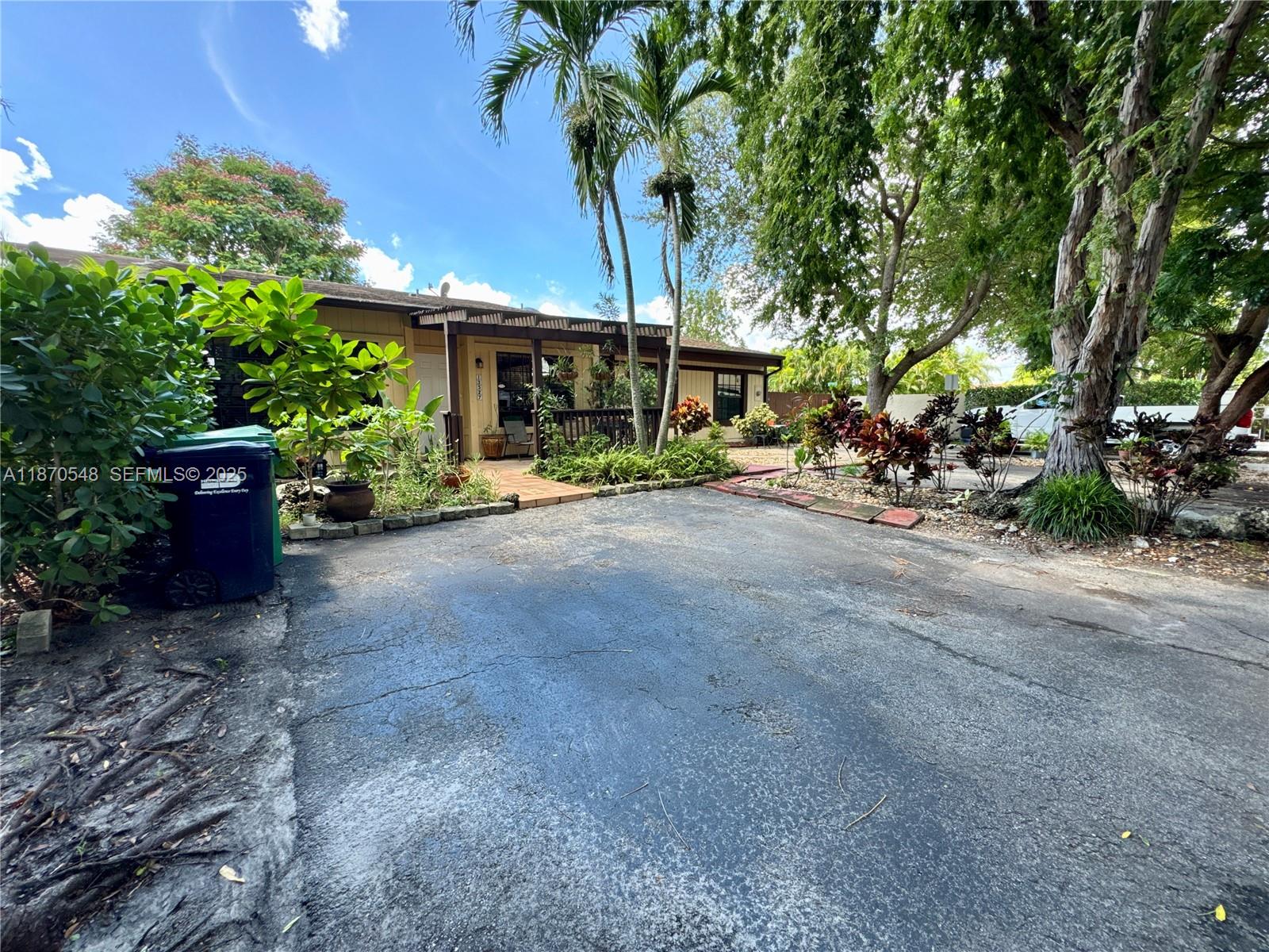 13527 SW 101st Lane