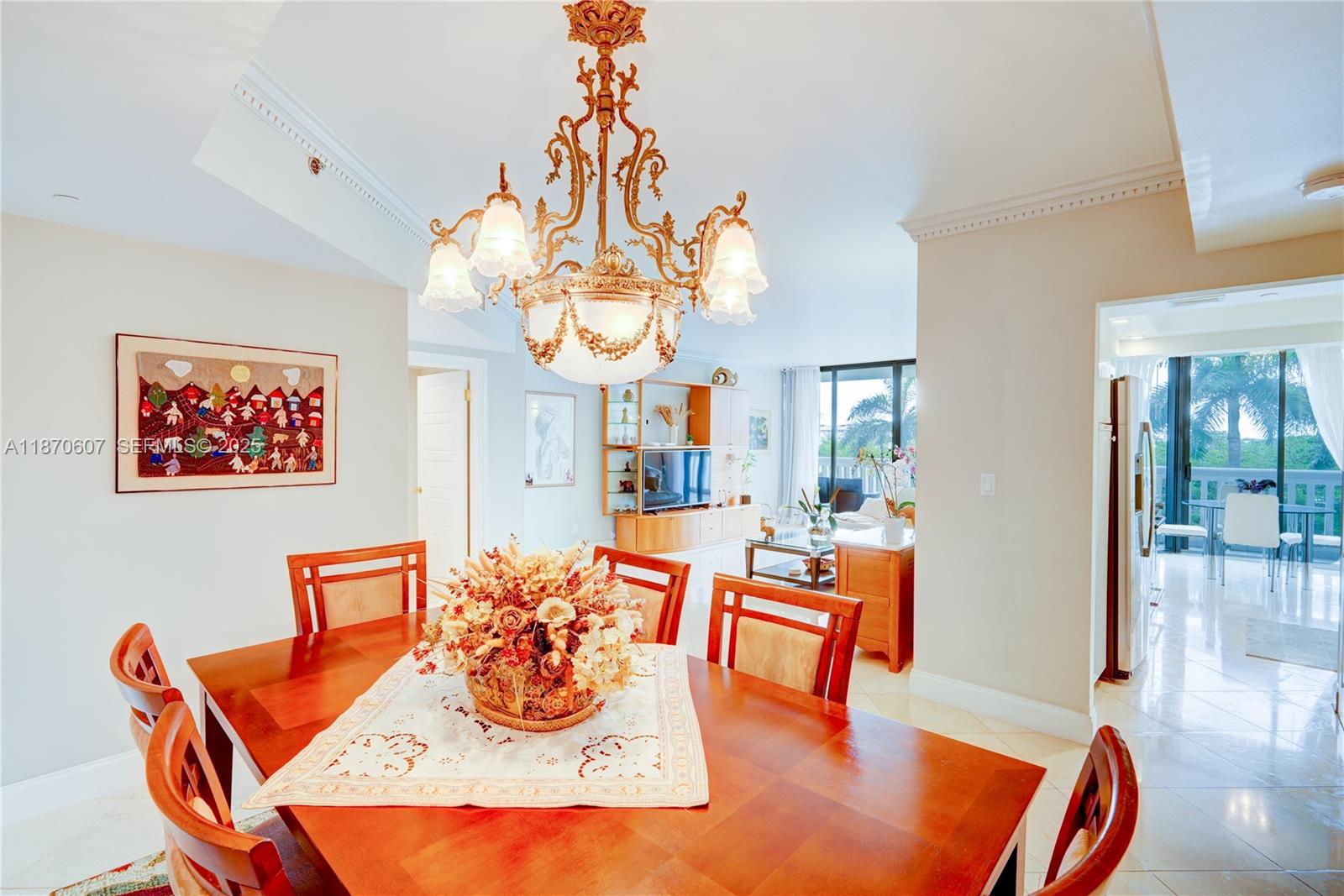 2000 Island Boulevard