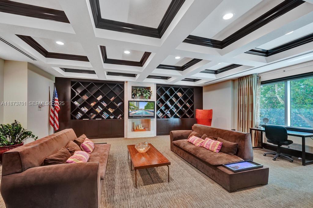 150 Sunny Isles Boulevard