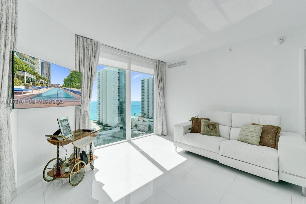 150 Sunny Isles Boulevard